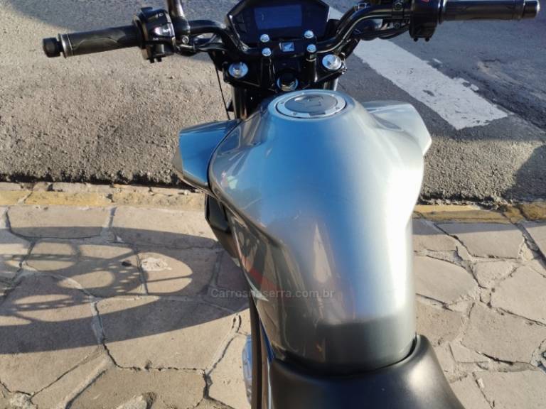 HONDA - CB 250F TWISTER - 2018/2018 - Prata - R$ 18.999,00