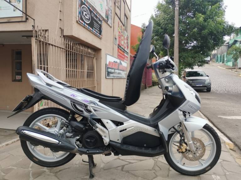 YAMAHA - NEO AT 115 - 2011/2012 - Prata - R$ 9.500,00