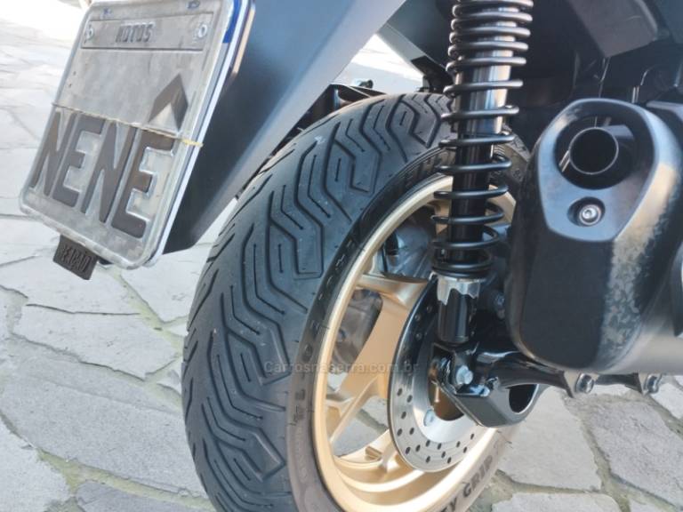 YAMAHA - X MAX - 2021/2021 - Preta - R$ 25.999,00