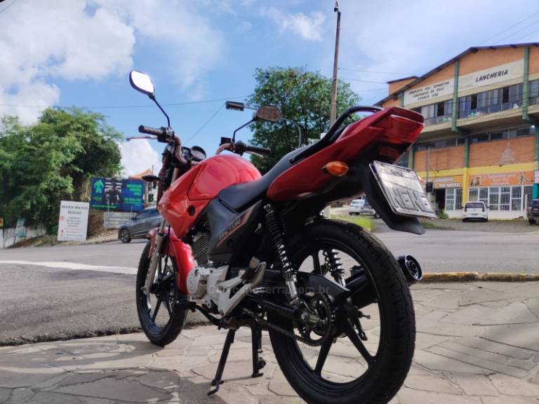 YAMAHA - YBR - 2012/2012 - Vermelha - R$ 9.500,00