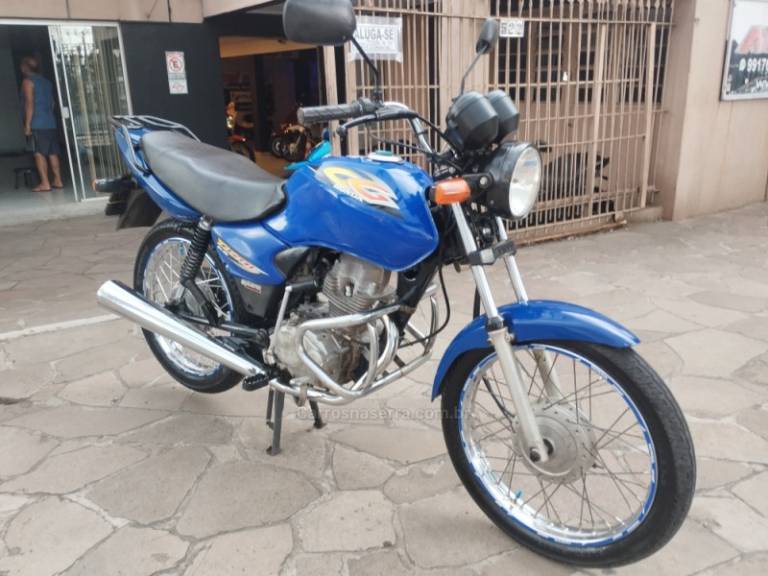 HONDA - CG 125 - 2001/2001 - Azul - R$ 7.500,00