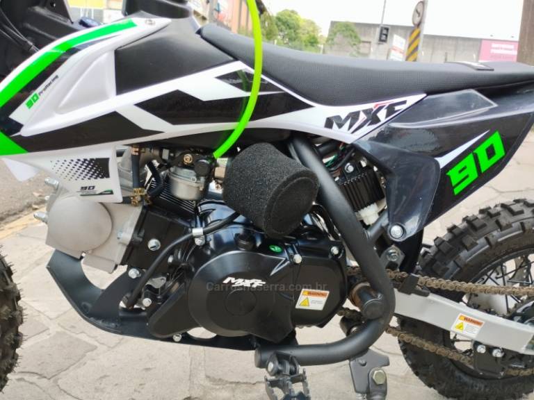 MXF - 90 - 2024/2024 - Verde - R$ 7.999,00