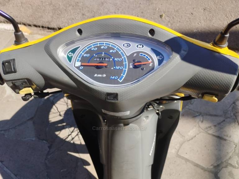HONDA - BIZ 125 - 2007/2008 - Amarela - R$ 8.500,00