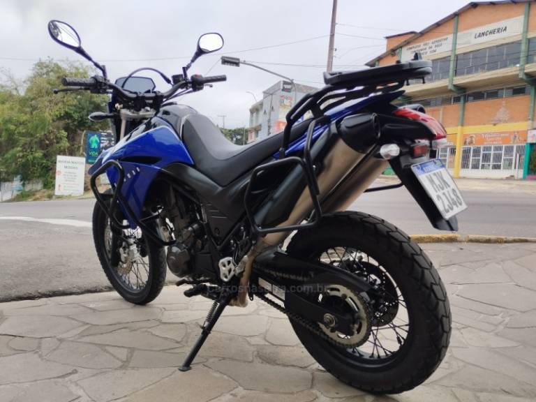 YAMAHA - XT - 2011/2012 - Azul - R$ 34.900,00