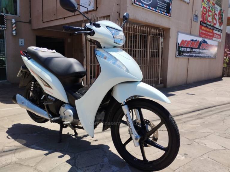HONDA - BIZ 125 - 2014/2015 - Branca - R$ 12.999,00