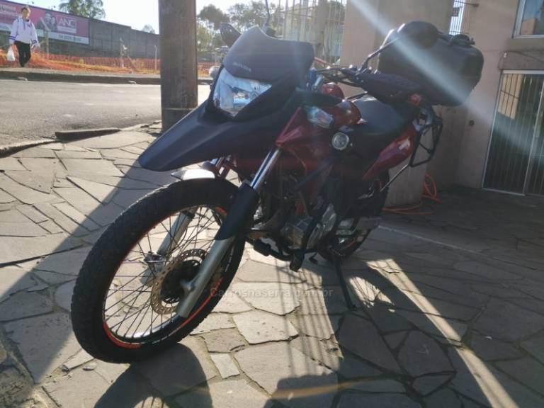 HONDA - XRE 300 - 2013/2013 - Vermelha - R$ 18.500,00