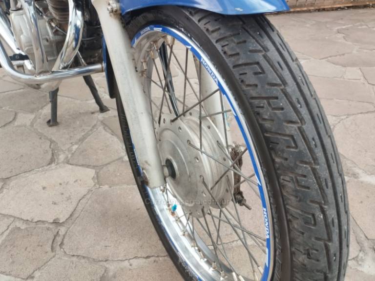HONDA - CG 125 - 2001/2001 - Azul - R$ 7.500,00
