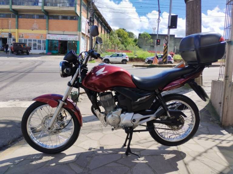 HONDA - CG 150 - 2011/2011 - Vermelha - R$ 11.500,00