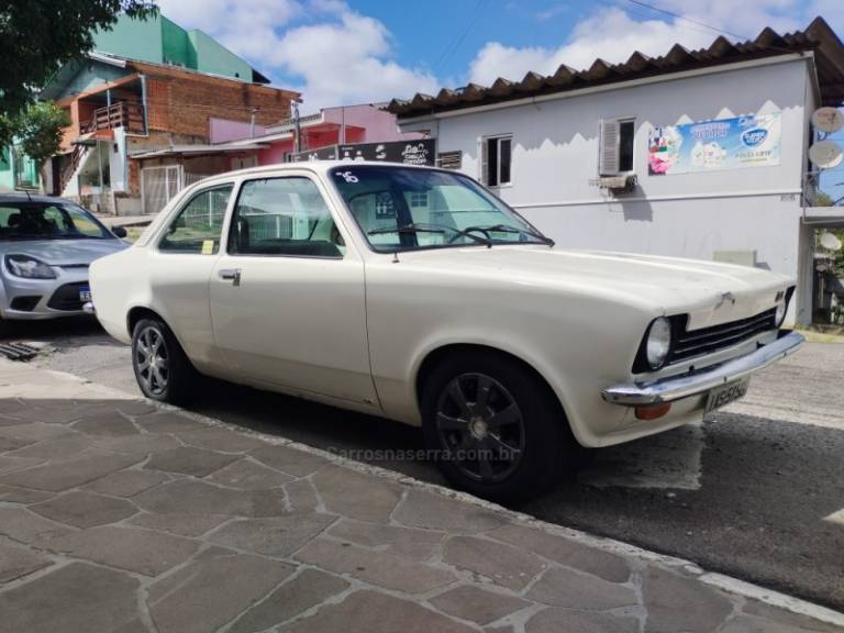 CHEVROLET - CHEVETTE - 1976/1976 - Branca - R$ 16.999,00