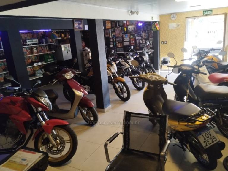 HONDA - BIZ 125 - 2007/2008 - Amarela - R$ 8.800,00