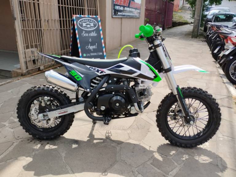 MXF - 90 - 2024/2024 - Verde - R$ 7.999,00