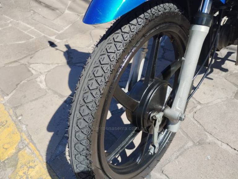 HONDA - BIZ 125 - 2006/2006 - Azul - R$ 8.500,00