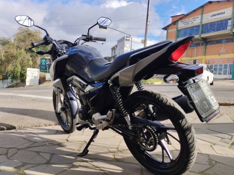 HONDA - CG 160 - 2022/2023 - Cinza - R$ 18.500,00