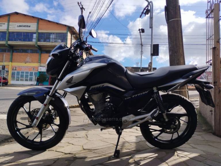 HONDA - CG 160 - 2022/2023 - Cinza - R$ 18.500,00