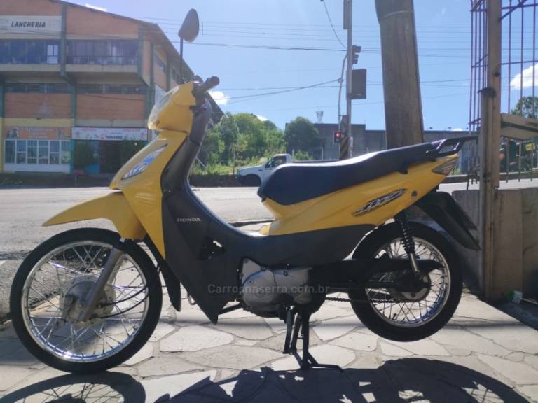HONDA - BIZ 125 - 2007/2008 - Amarela - R$ 8.500,00