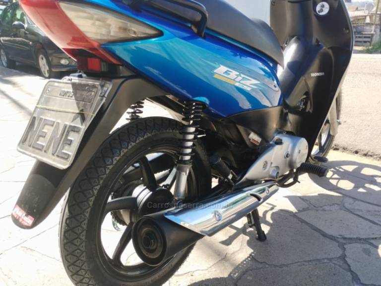 HONDA - BIZ 125 - 2006/2006 - Azul - R$ 8.500,00