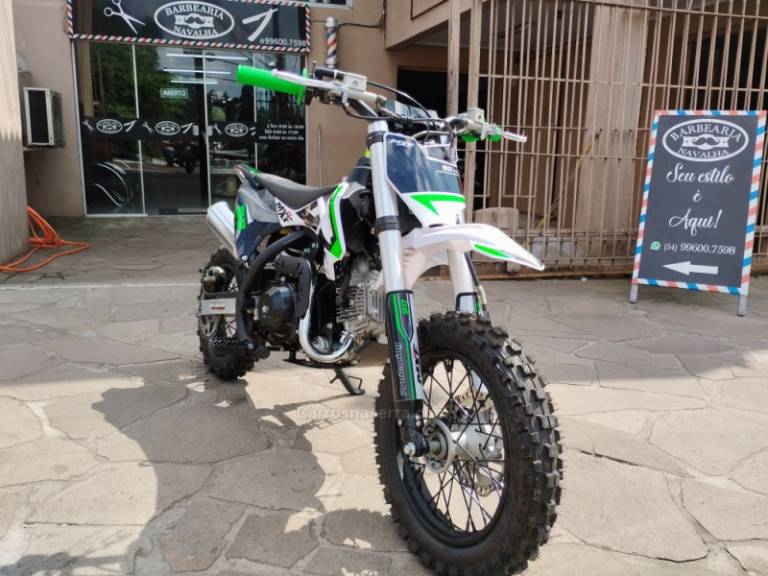 MXF - 90 - 2024/2024 - Verde - R$ 7.999,00