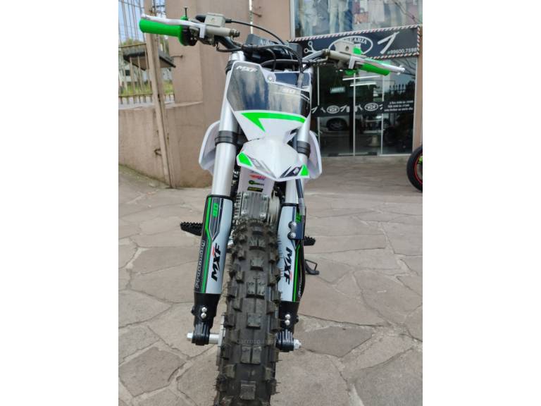MXF - 90 - 2024/2024 - Verde - R$ 7.999,00