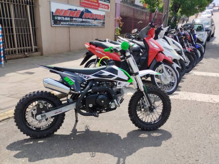 MXF - 90 - 2024/2024 - Verde - R$ 7.999,00