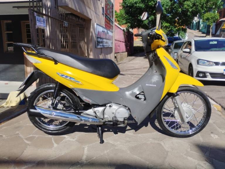 HONDA - BIZ 125 - 2007/2008 - Amarela - R$ 8.500,00