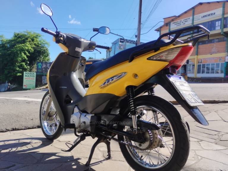 HONDA - BIZ 125 - 2007/2008 - Amarela - R$ 8.500,00