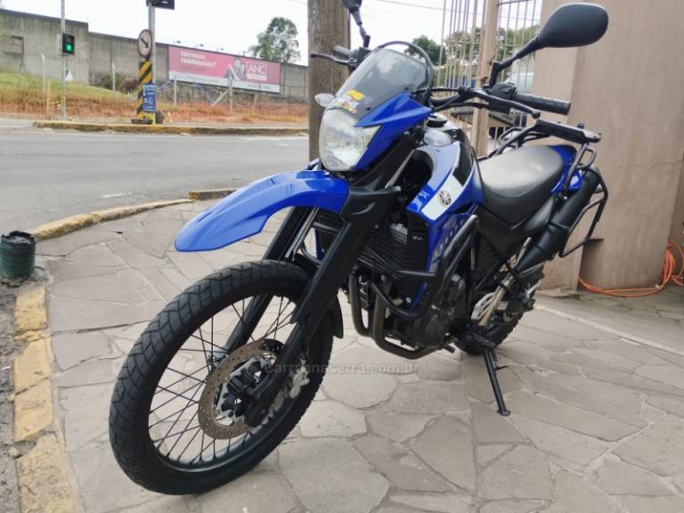 YAMAHA - XT - 2011/2012 - Azul - R$ 34.900,00
