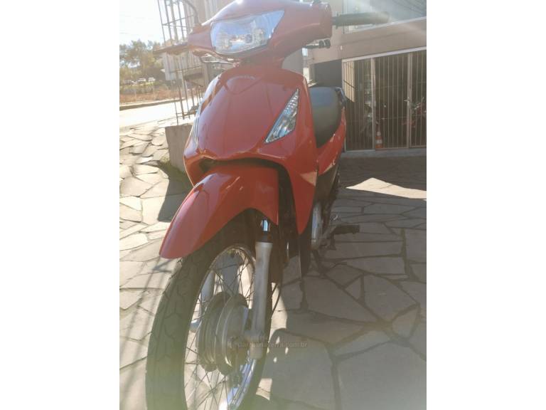 HONDA - BIZ 125 - 2005/2006 - Vermelha - R$ 7.999,00