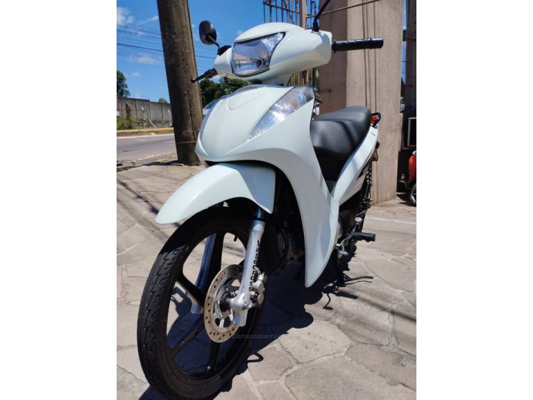 HONDA - BIZ 125 - 2014/2015 - Branca - R$ 12.999,00
