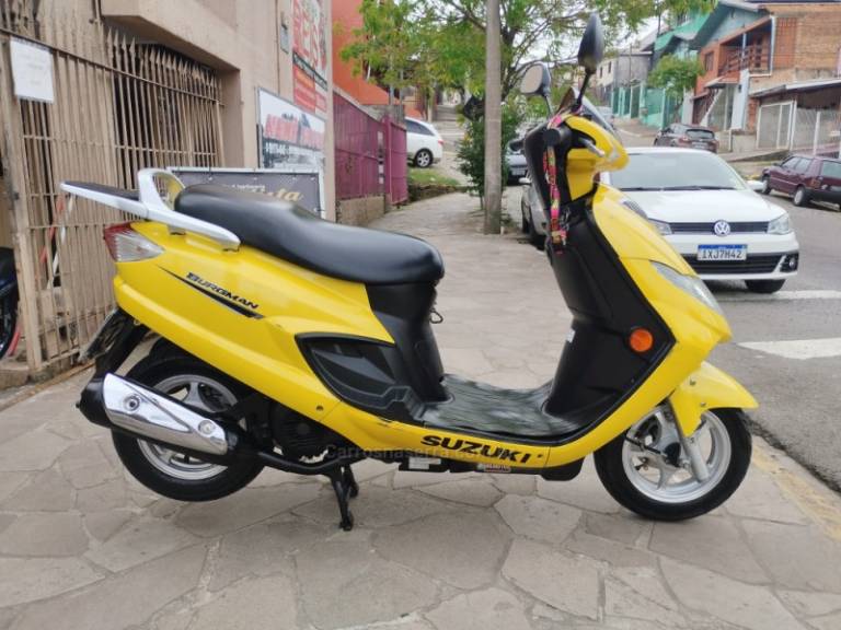 SUZUKI - AN125 BURGMAN - 2007/2008 - Amarela - R$ 7.300,00