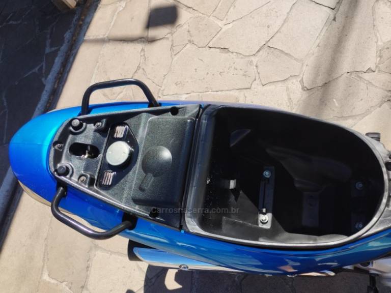 HONDA - BIZ 125 - 2006/2006 - Azul - R$ 8.500,00