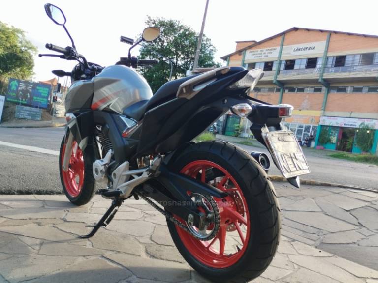 HONDA - CB 250F TWISTER - 2018/2018 - Prata - R$ 18.999,00