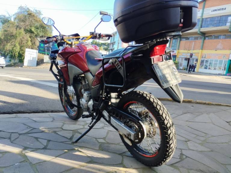 HONDA - XRE 300 - 2013/2013 - Vermelha - R$ 18.500,00