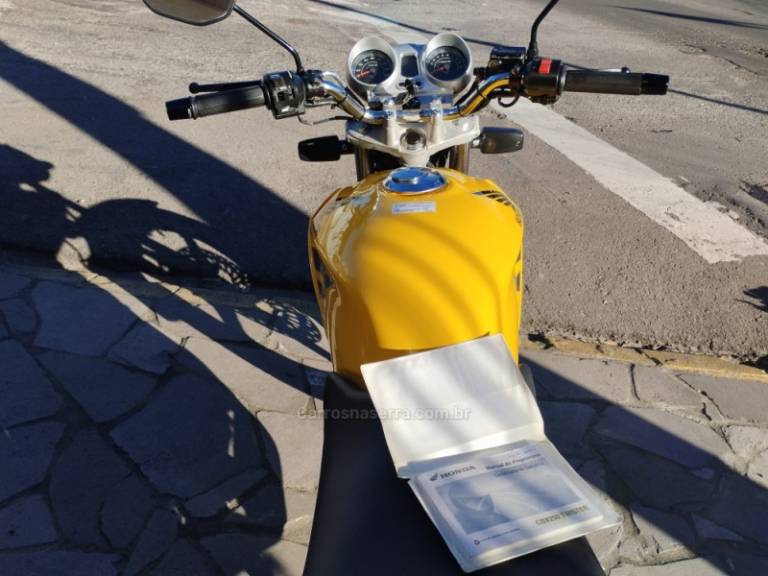 HONDA - CBX 250 TWISTER - 2006/2007 - Amarela - R$ 9.999,00