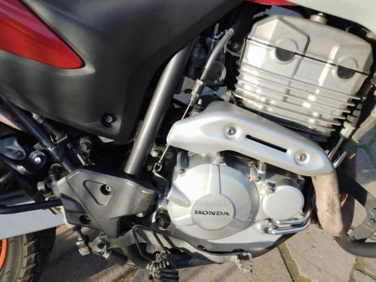 HONDA - XRE 300 - 2013/2013 - Vermelha - R$ 18.500,00
