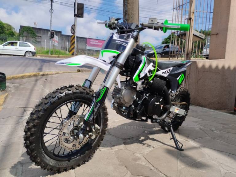 MXF - 90 - 2024/2024 - Verde - R$ 7.999,00