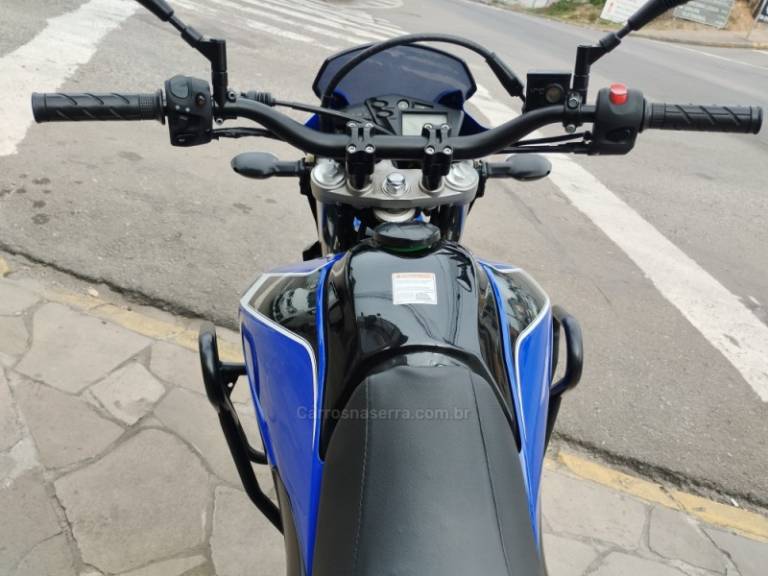 YAMAHA - XT - 2011/2012 - Azul - R$ 34.900,00