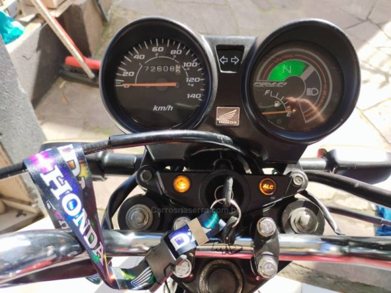 HONDA - CG 150 - 2011/2011 - Vermelha - R$ 11.500,00