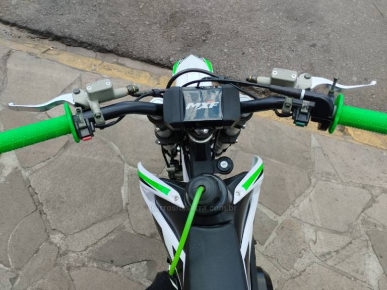 MXF - 90 - 2024/2024 - Verde - R$ 7.999,00