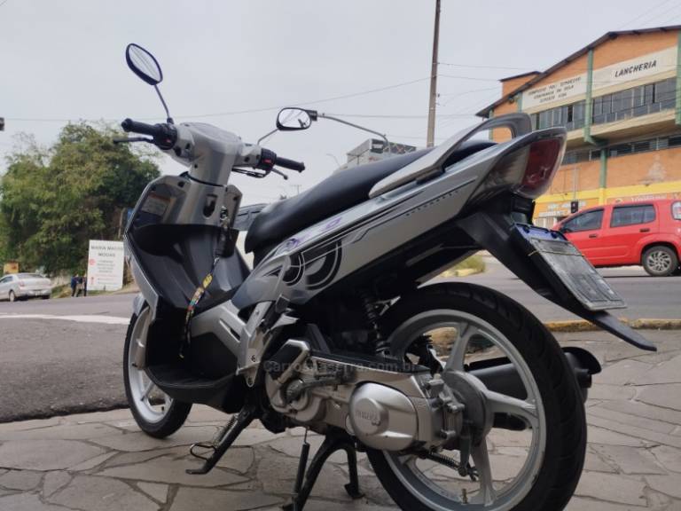 YAMAHA - NEO AT 115 - 2011/2012 - Prata - R$ 9.500,00