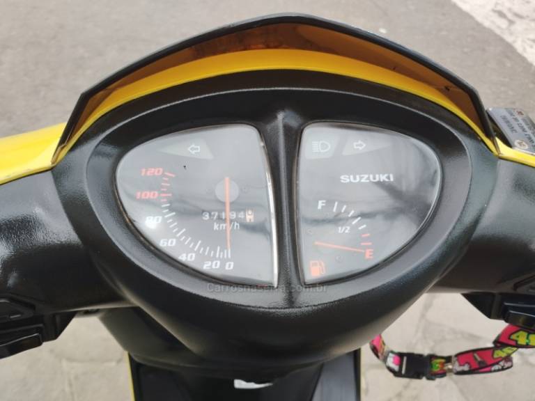SUZUKI - AN125 BURGMAN - 2007/2008 - Amarela - R$ 7.300,00