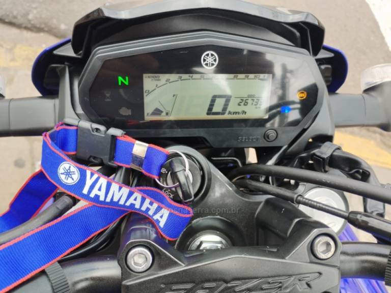 YAMAHA - FAZER - 2022/2022 - Azul - R$ 21.999,00