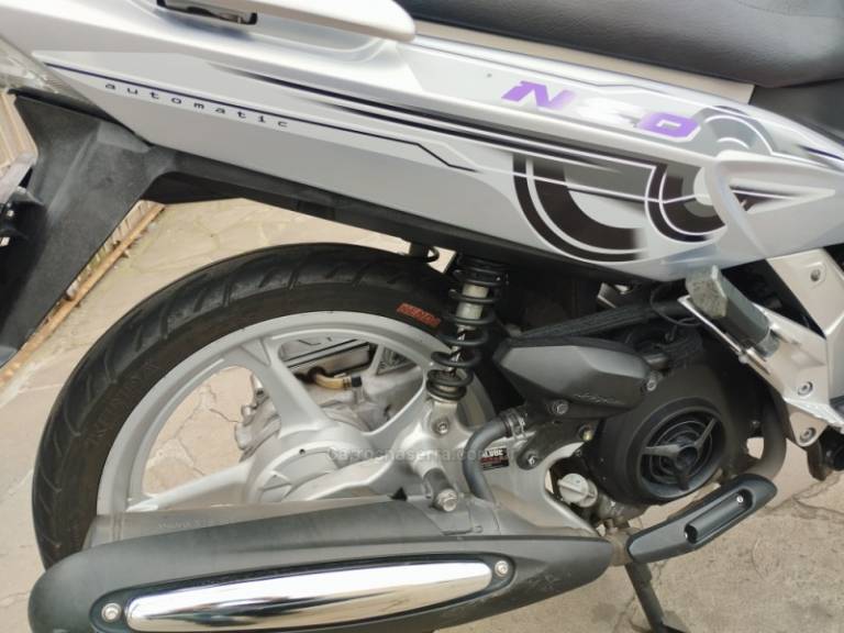 YAMAHA - NEO AT 115 - 2011/2012 - Prata - R$ 9.500,00